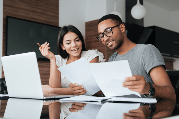 Las Mejores Aplicaciones para que las Parejas Cuiden sus Finanzas